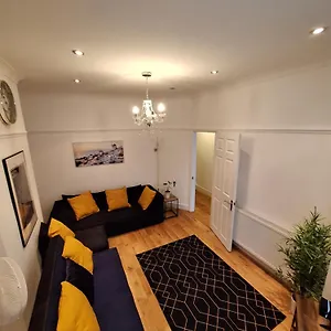 Apartment B&t Pleasure Homes -, Southend-on-Sea
